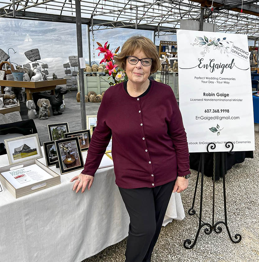 Robin Gaige: Wedding Officiant